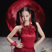 Jennie Merch
